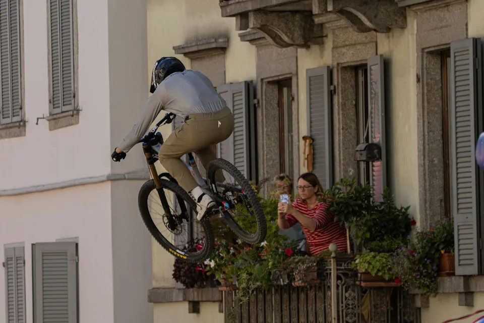 mountainbike och tekniskt skicklig